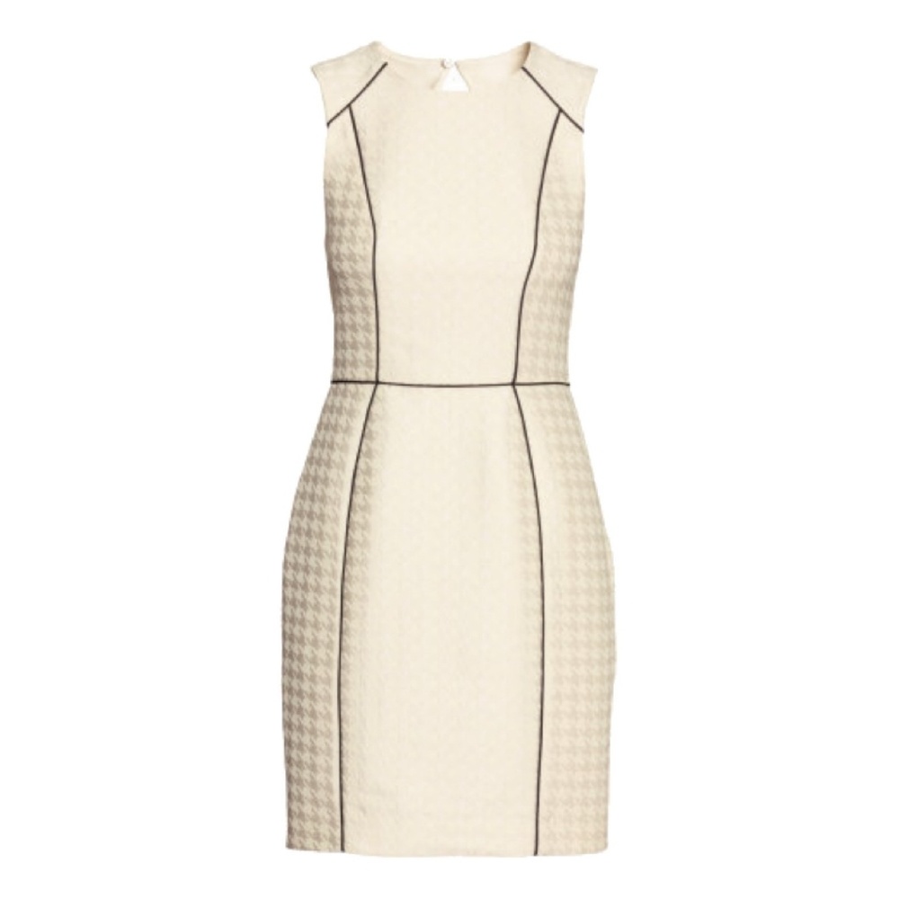 Sleeveless Fitted Dress Size 8